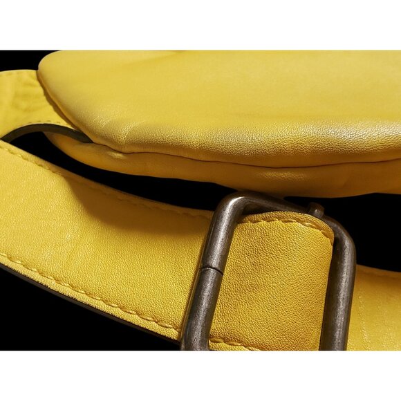 Rare - Yellow Guess Los Angeles Logo Belt Bag Crossbody Adjustable Strap - Picture 9 of 16